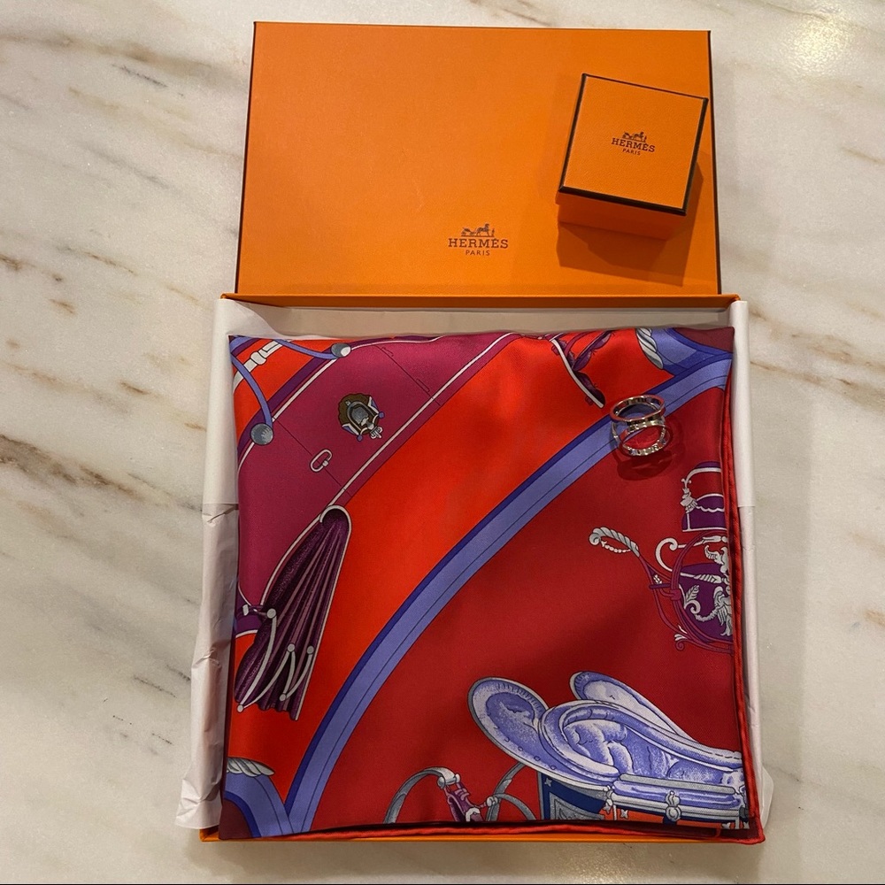 Hermes Scarf (BRAND NEW)